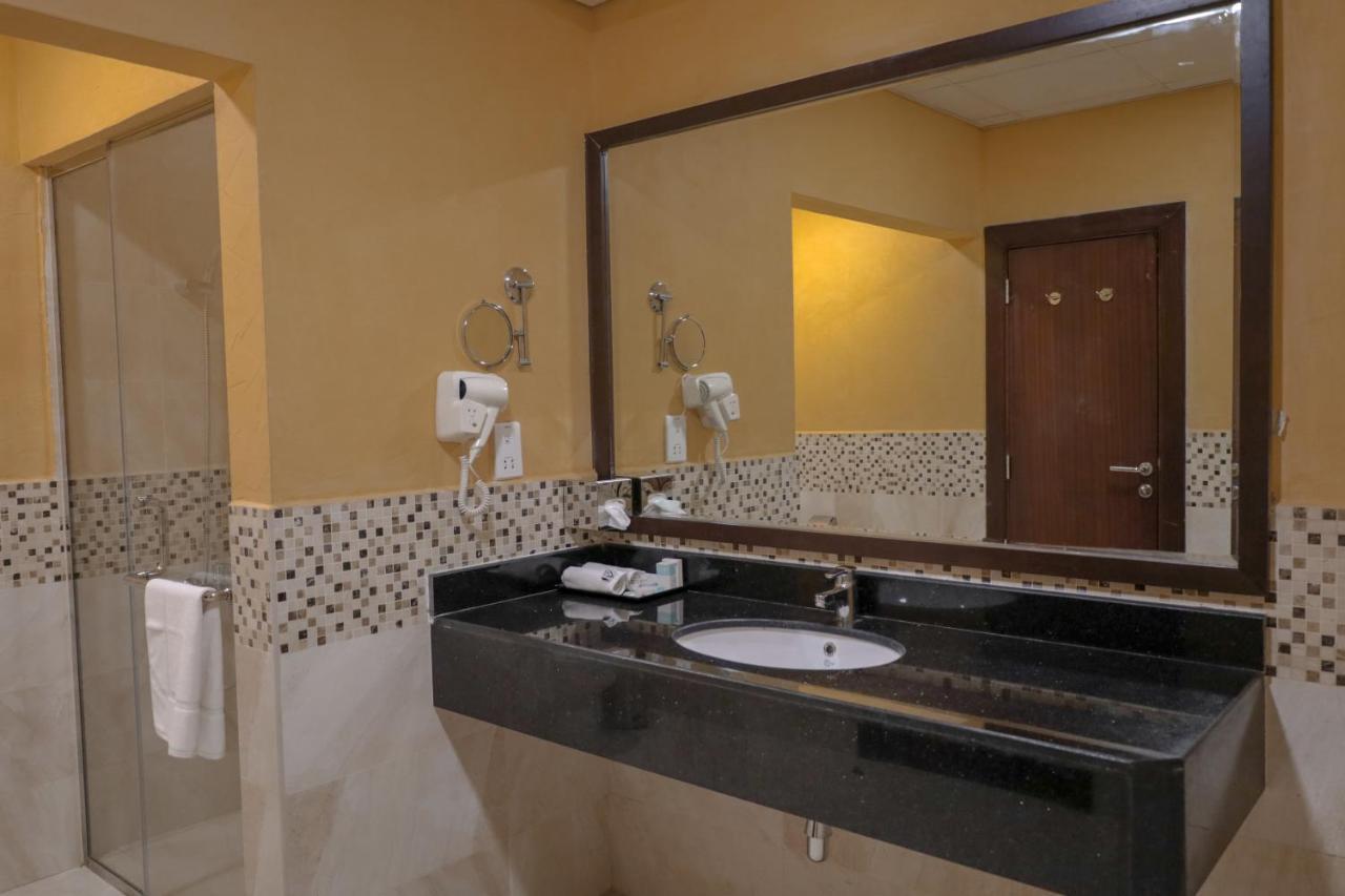 Hatta Guest House Buitenkant foto