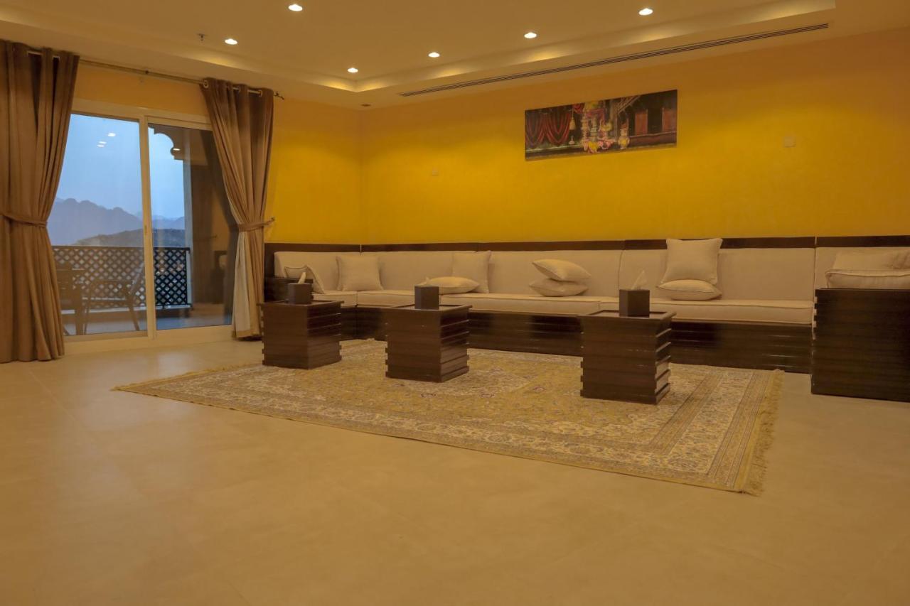 Hatta Guest House Buitenkant foto